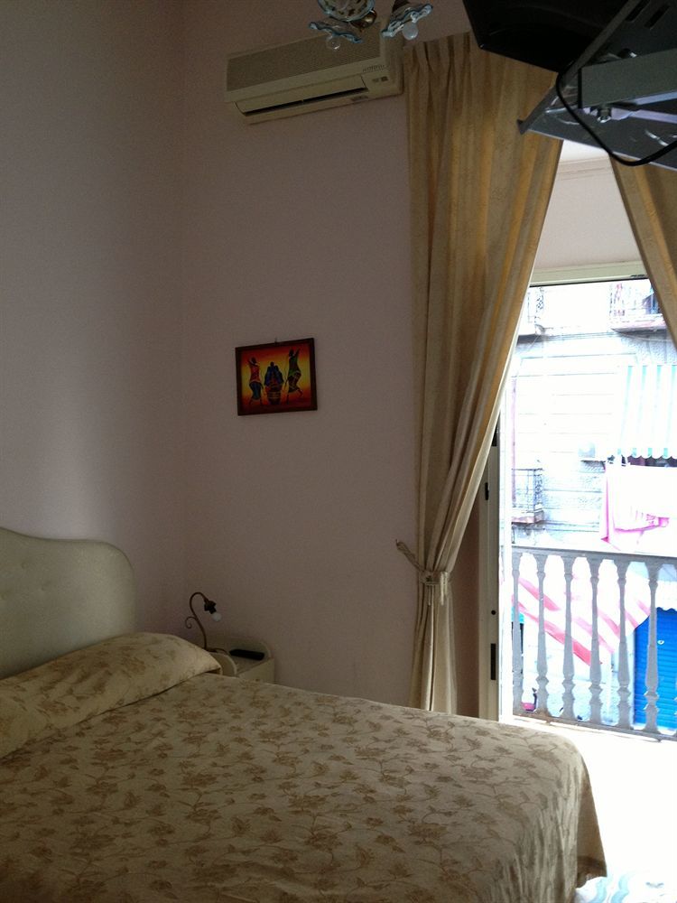 Room Elia Napoli Dış mekan fotoğraf